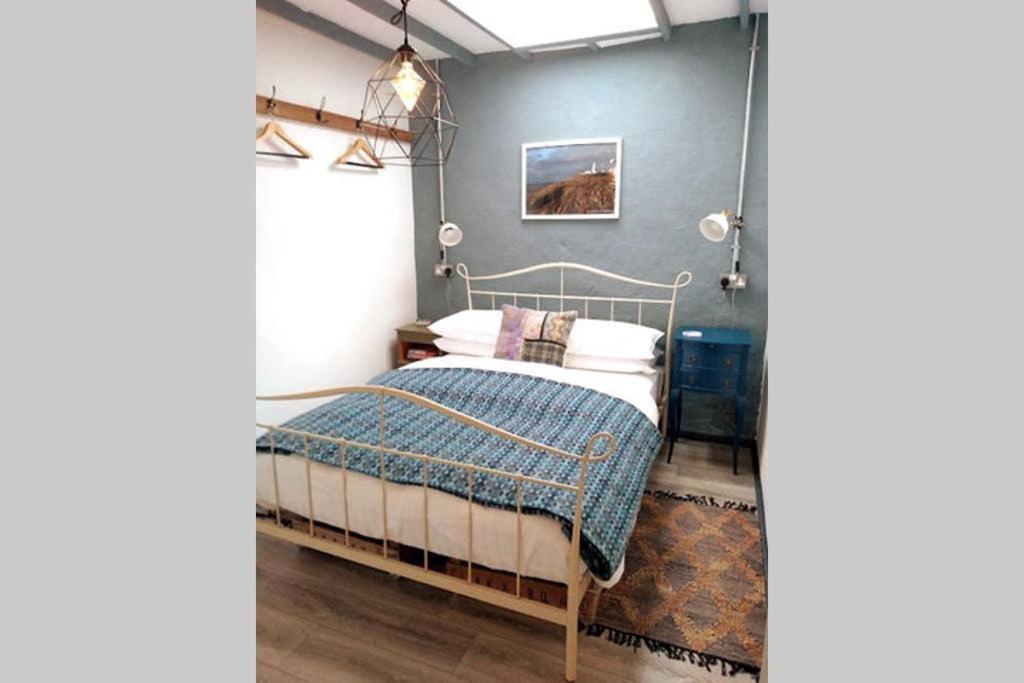 Cattle Shed Cottage Нарбърт Екстериор снимка